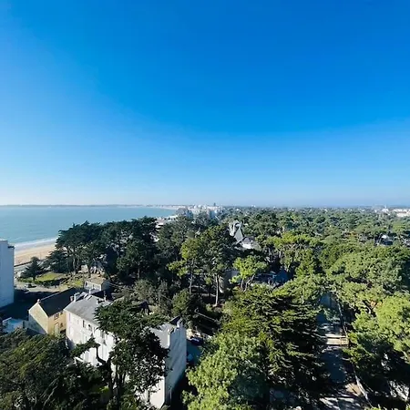 Apartment Vue L'horizon Baulois