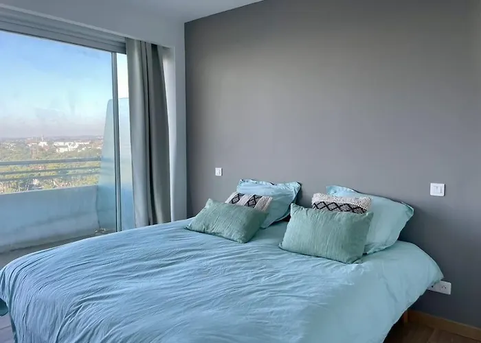 Vue L'horizon Baulois 公寓